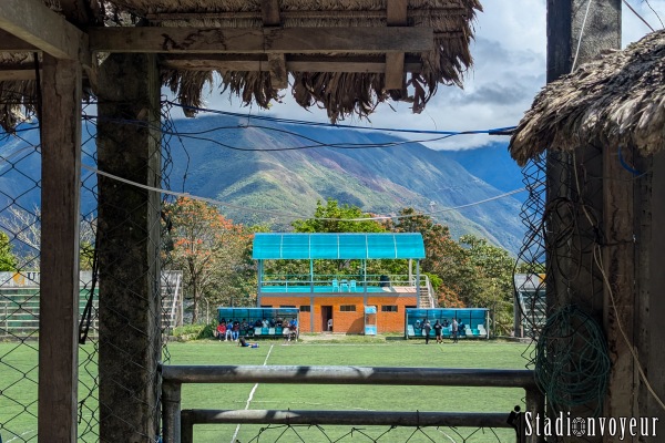 Estadio Municipal de Coroico - Coroico
