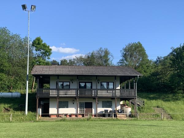Sportplatz Niddergrund - Schotten-Burkhards