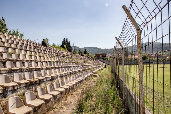 Stadiumi Adush Muça - Ballshi