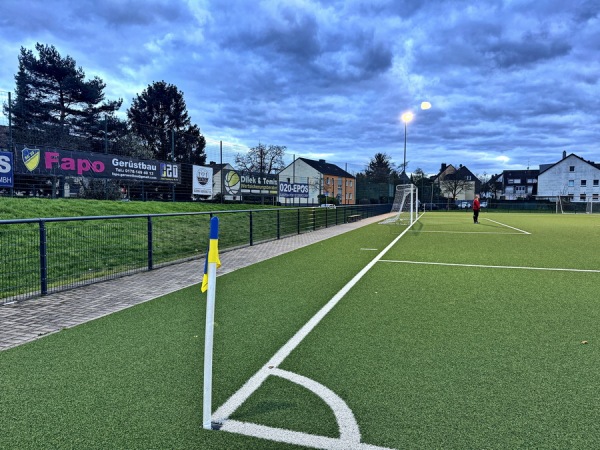 Fritz-Collet-Sportanlage Platz 2 - Oberhausen/Rheinland-Knappenviertel
