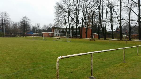 Sportplatz an der Schule - Dassendorf