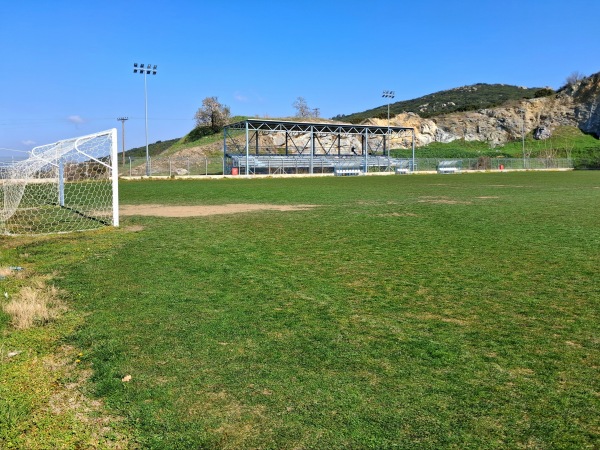 Gipedo Pefkon - Pefka