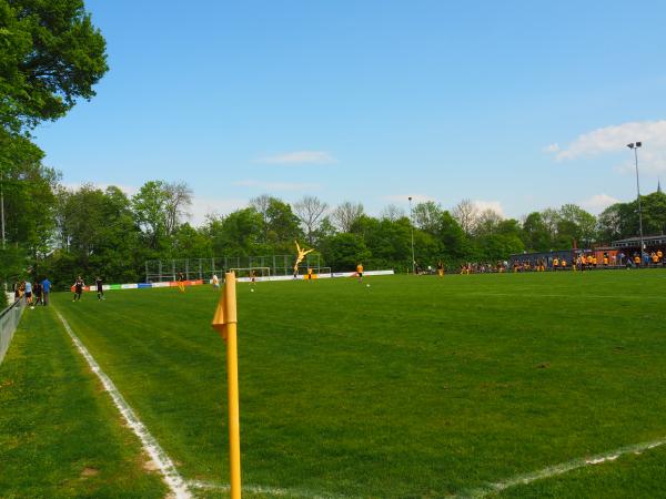 Sportplatz an der Gemeinschaftshalle - Lippetal-Oestinghausen