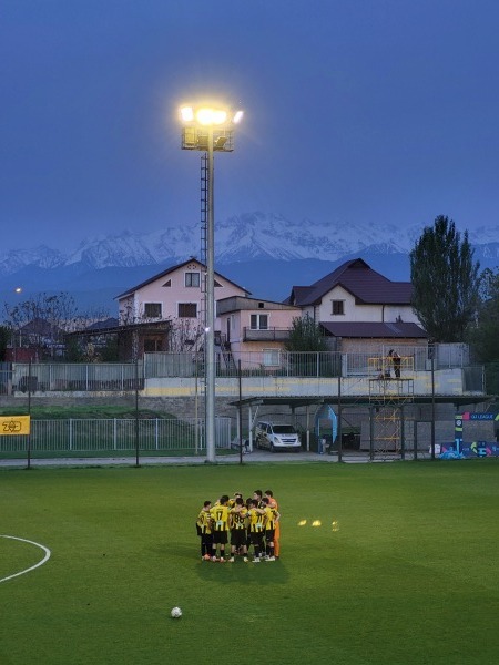 Stadïon Akademïï T.S.Segïzbaeva - Almatı (Almaty)