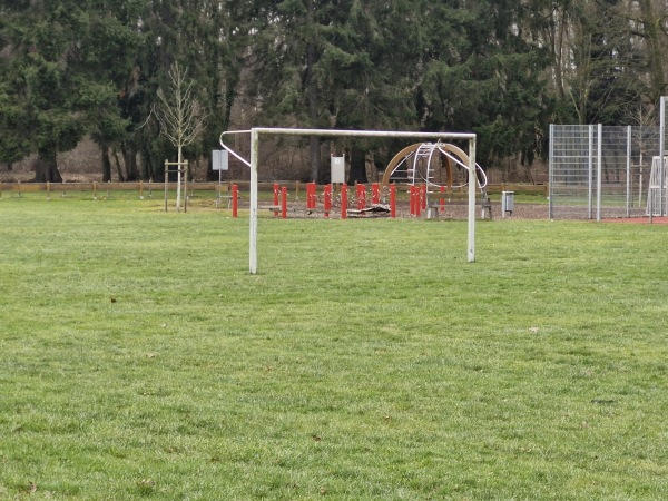 Sportplatz am Schwimmbad - Dierdorf