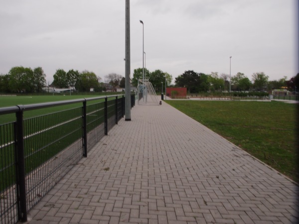 Volksbank Niederrhein Arena Nebenplatz - Moers-Asberg