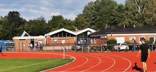 Bezirkssportanlage Planetenring - Garbsen