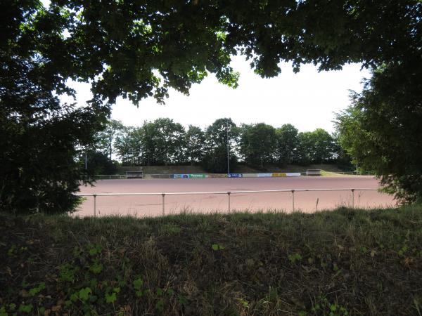 Sportplatz Im Embegrund - Bedburg-Kirdorf