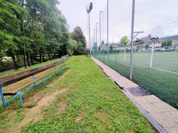 Stadion Brinje - igrišče z UT - Grosuplje