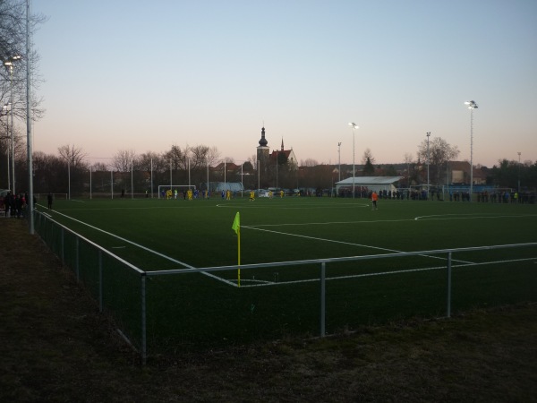 Stadion TJ Slovan Velvary hřiště 2 - Velvary
