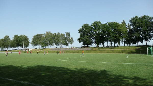 Sportanlage Niederlauer - Niederlauer