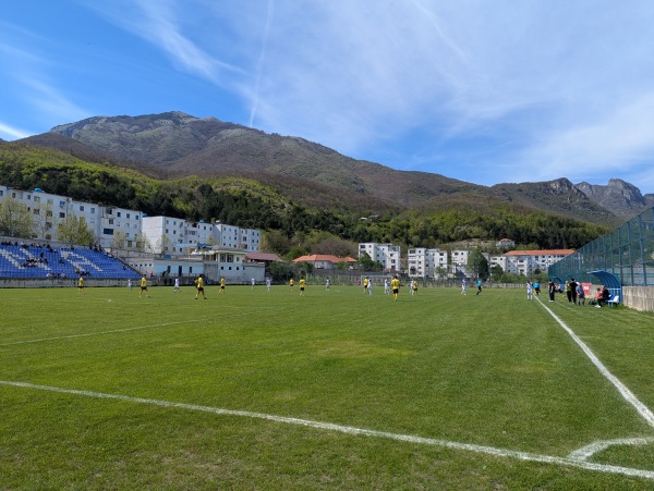 Stadiumi I Futbollit - Bajram Curri
