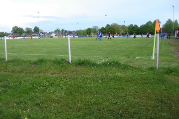 Sportanlage Auf dem Howe - Salzkotten-Verlar
