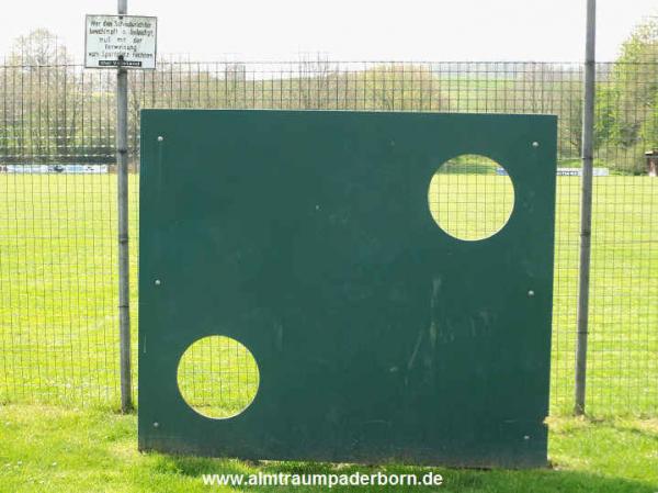 Sportplatz Sternlied - Büren/Westfalen-Weine