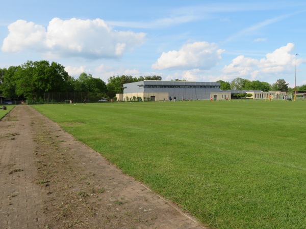 Walter-Bettges-Stadion C-Platz - Langenhagen