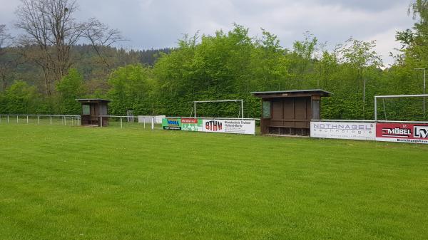 Sportplatz am Köpfchen - Steinbach-Hallenberg