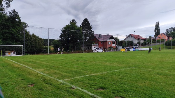Sportplatz Neustadt - Am Ohmberg-Neustadt