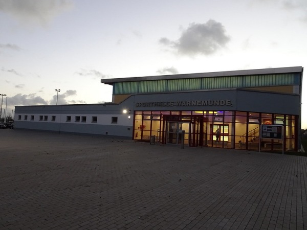 Sporthalle im Friedrich-Ludwig-Jahn-Sportpark - Rostock-Warnemünde