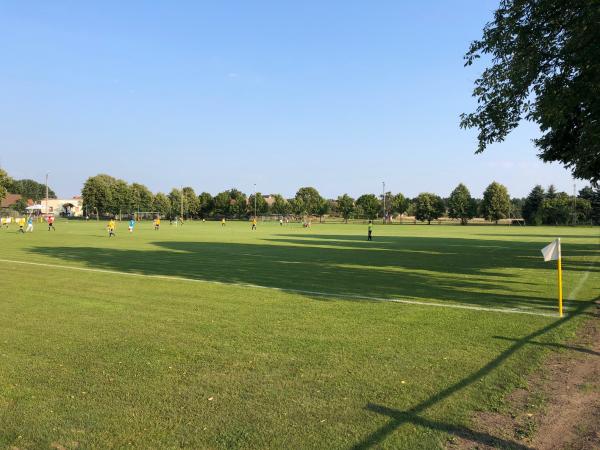 Sportplatz Pinnow - Schenkendöbern-Pinnow