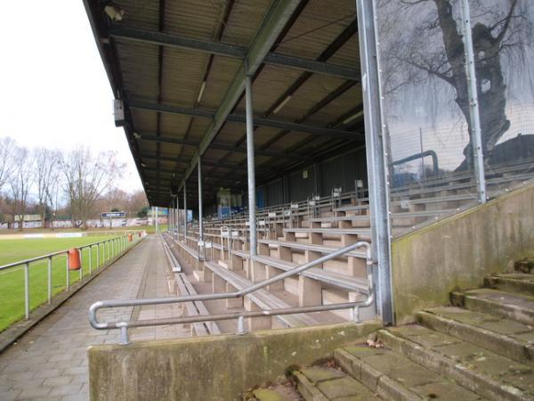 Bezirkssportanlage Stadion Feuerbachstraße - Düsseldorf-Bilk