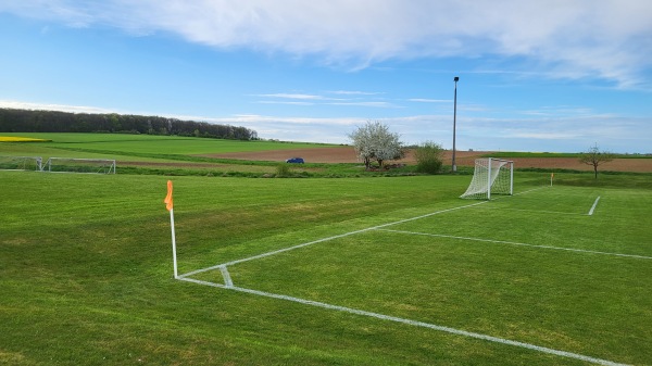 Sportplatz Burghausen - Wasserlosen-Burghausen