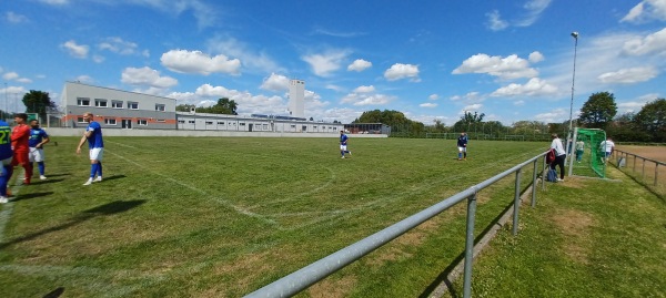 Sportzentrum Anton-Dey-Straße Platz 2 - Mühlheim/Main