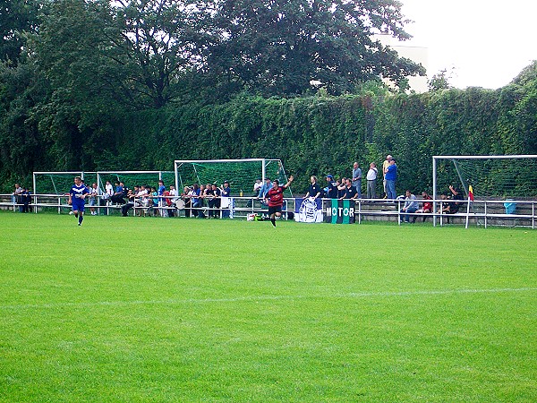 Sportplatz Rathausstraße - Berlin-Tempelhof