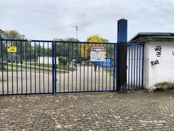 Sportplatz am Kaiserpark - Essen/Ruhr-Altenessen