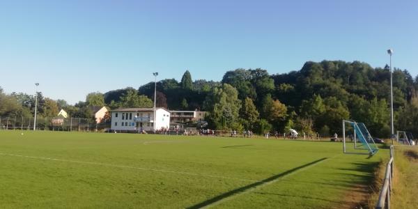 Sportplatz an der Mosel - Wasserliesch