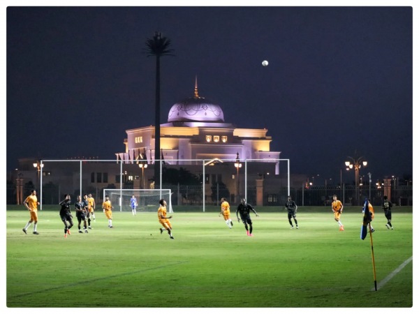 Emirates Palace Football Field - Abū ẓabī (Abu Dhabi)