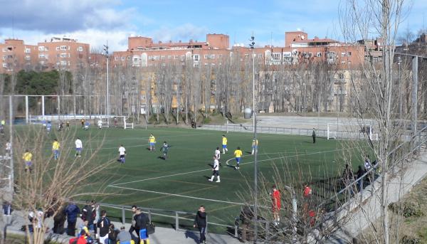 Campo de Fútbol Madrid Rio - Madrid, MD