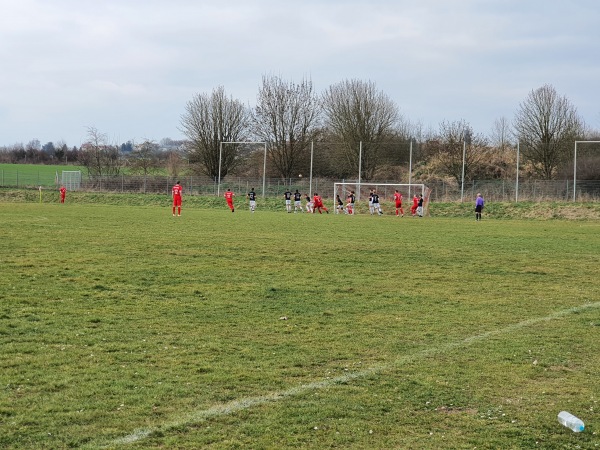Sportplatz Dorf-Güll - Pohlheim-Dorf-Güll