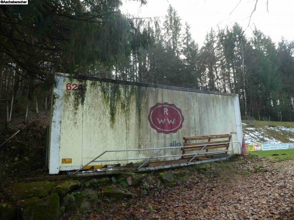 Sportplatz auf der Kohlenbrennerplatte - Weibersbrunn