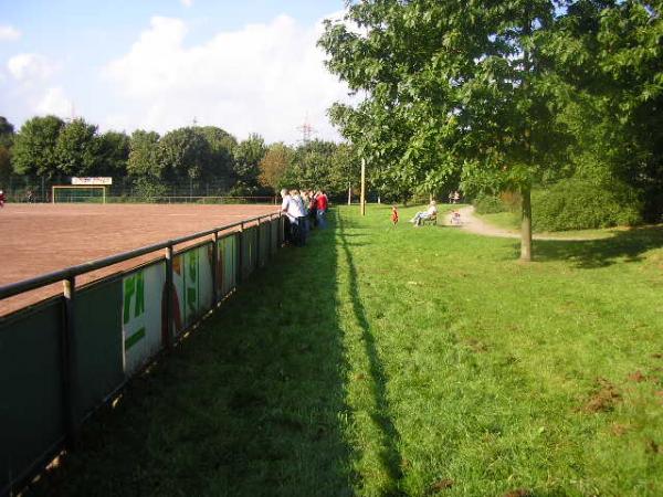 Sportplatz an der Schleuse - Oberhausen/Rheinland-Borbeck