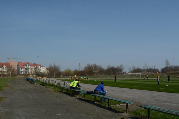 Stadion Pidshypnyk - Lutsk