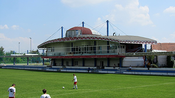 Stadion Na Bašte - Lázně Bohdaneč