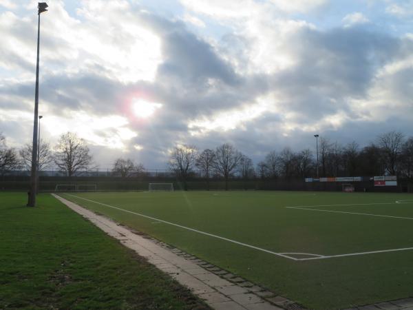 Bezirkssportanlage Hemelingen Platz 2 - Bremen-Hemelingen