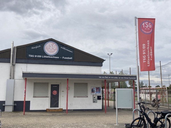 Sportanlage Weimarer Straße Platz 2 - Weinheim/Bergstraße-Lützelsachsen