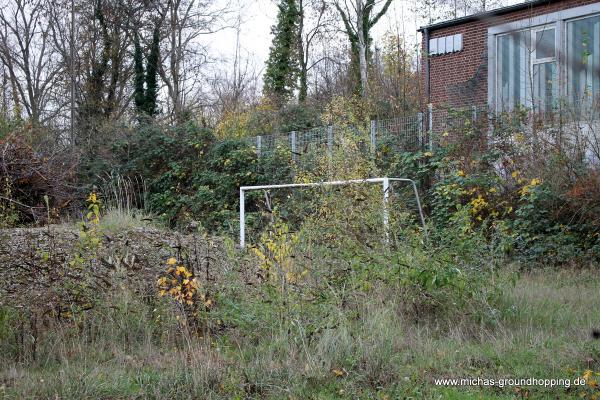 Sportplatz Hubertstraße - Essen/Ruhr-Frillendorf