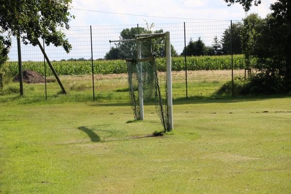 Sportplatz Grundschule - Westerholt/Ostfriesland-Willmsfeld