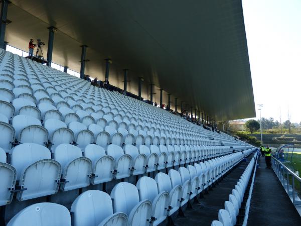 Estádio Luís Filipe Menezes - Vila Nova de Gaia