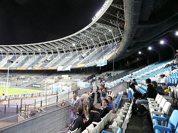 Estadio Presidente Juan Domingo Perón - Avellaneda, BA