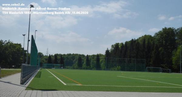 Alfred-Barner-Stadion Nebenplatz 1 - Riederich