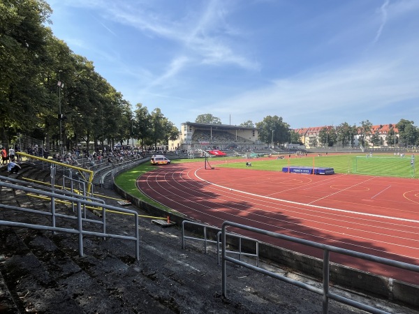 Städtisches Stadion an der Dantestraße - München-Moosach