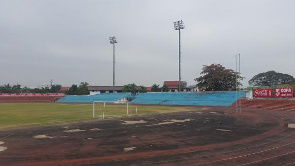 Anouvong Old National Stadium - Vientiane