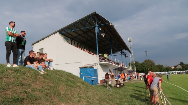 Futbalové ihrisko Hlboké - Hlboké