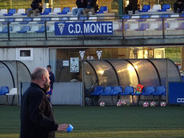 Campo de Fútbol Monte - Santander, CB