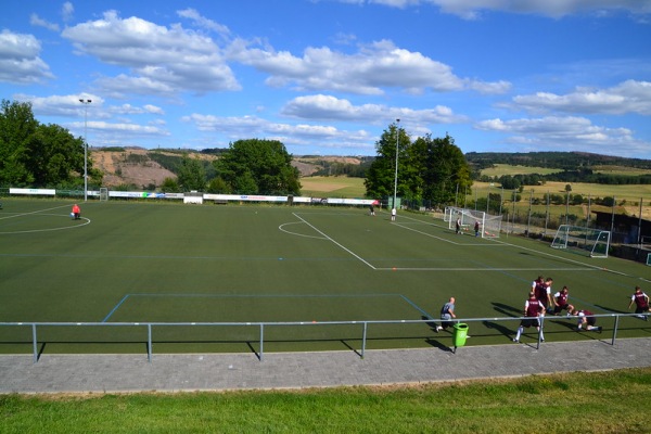Sportplatz Derschen - Derschen