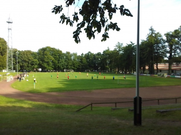 Jahn-Sportplatz - Wingst-Dobrock