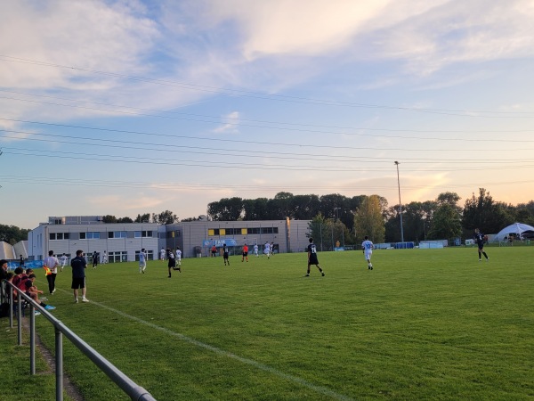 Sportzentrum Unterrieden beim Glaspalast Platz 4 - Sindelfingen